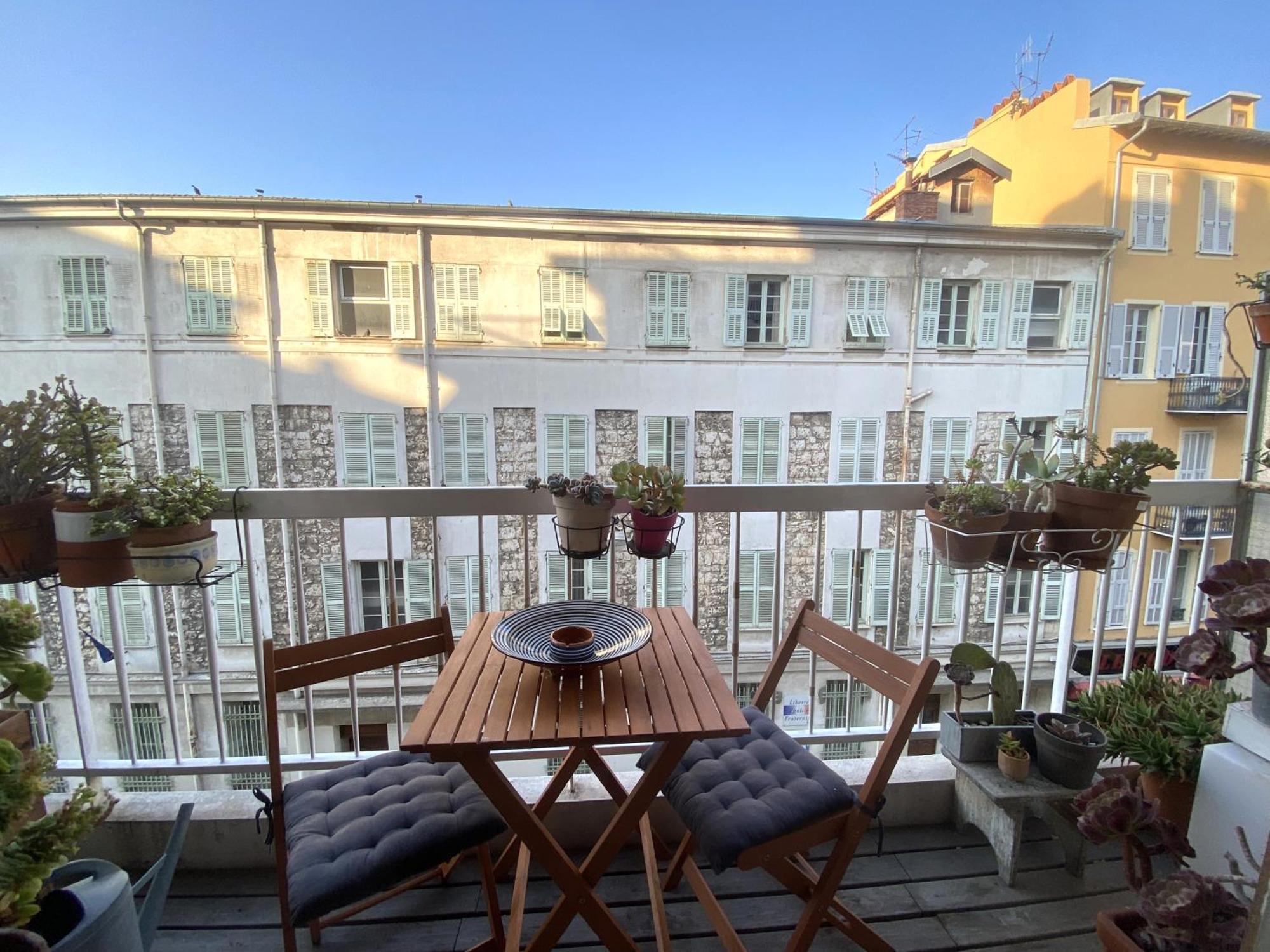 Appartamento Sunny Garibaldi Port, Free Private Parking Nizza